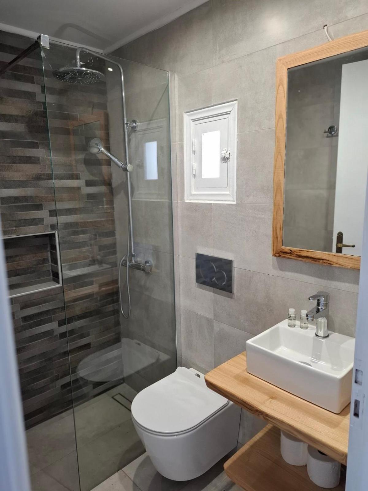 Κalamitsi Rooms & Apartments Кимолос Экстерьер фото